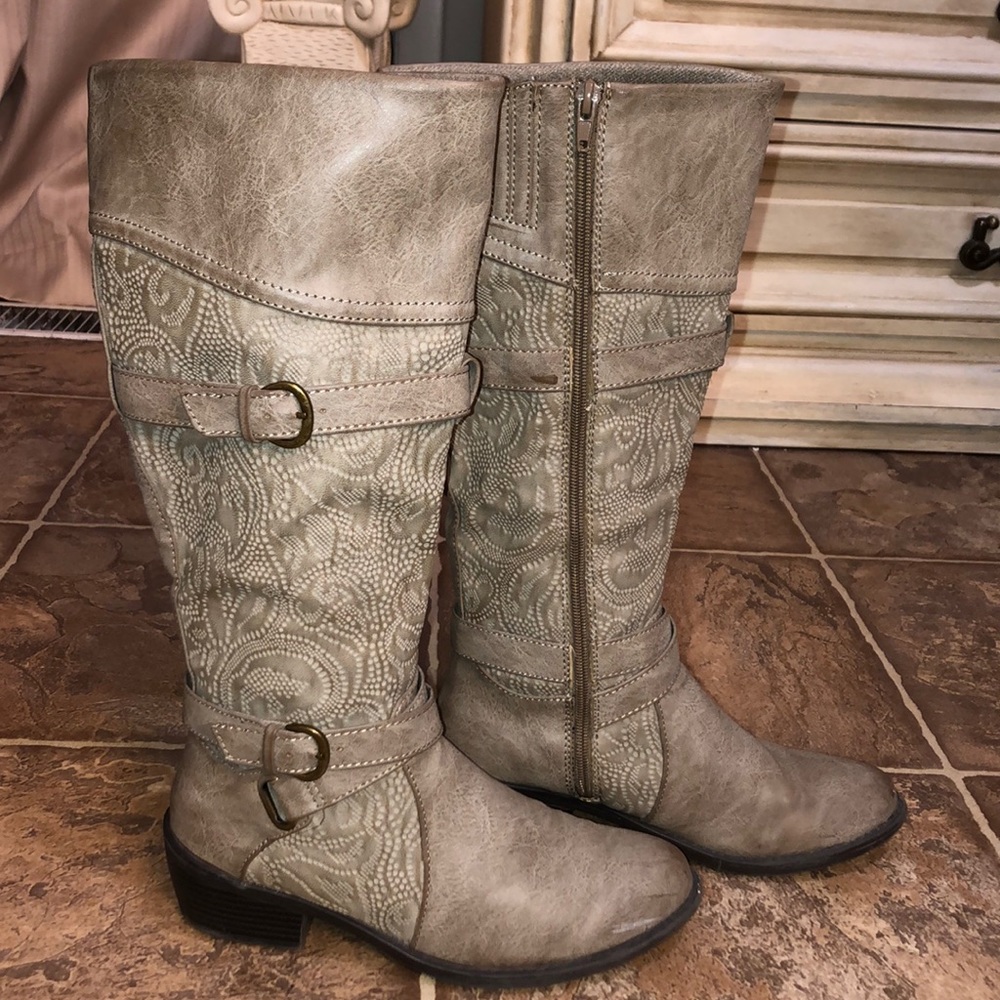 COPY - Wedge heel boots